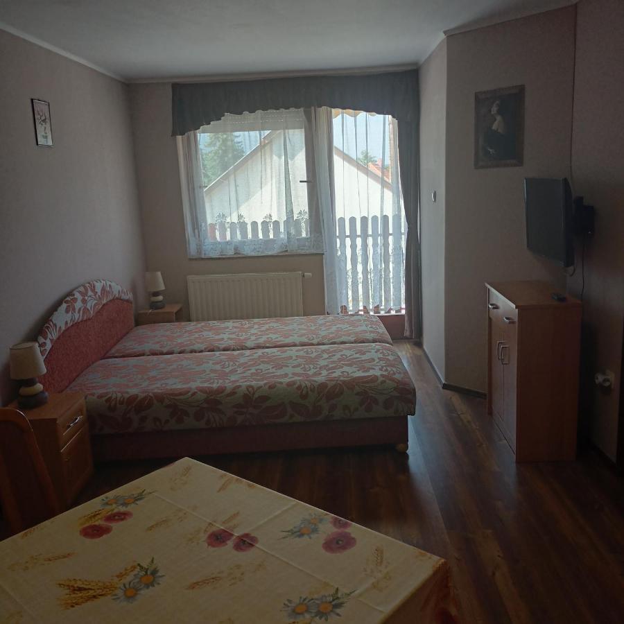 Livia Apartman Bük Esterno foto