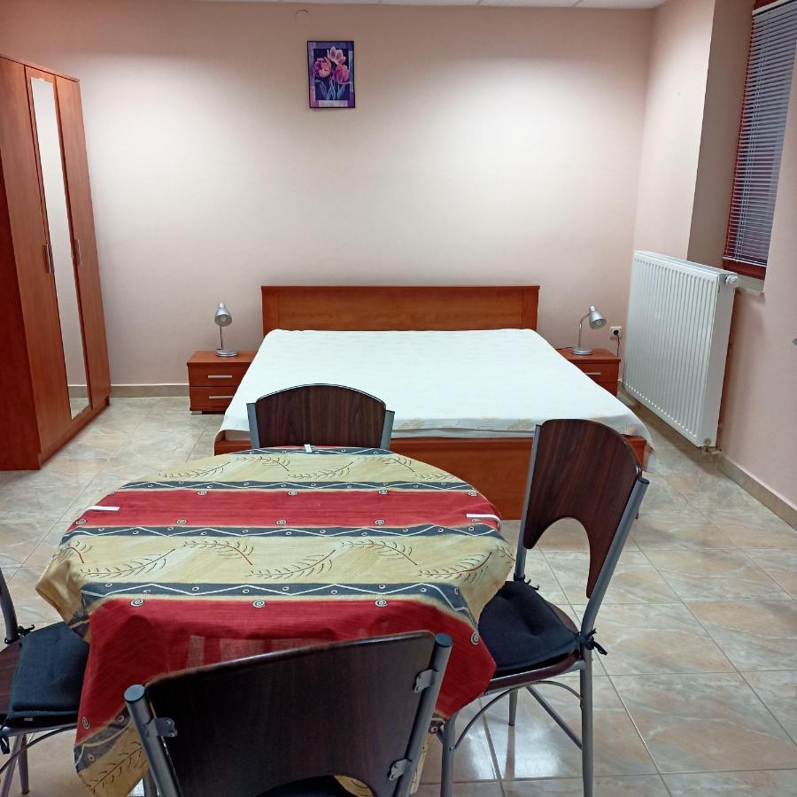 Livia Apartman Bük Esterno foto