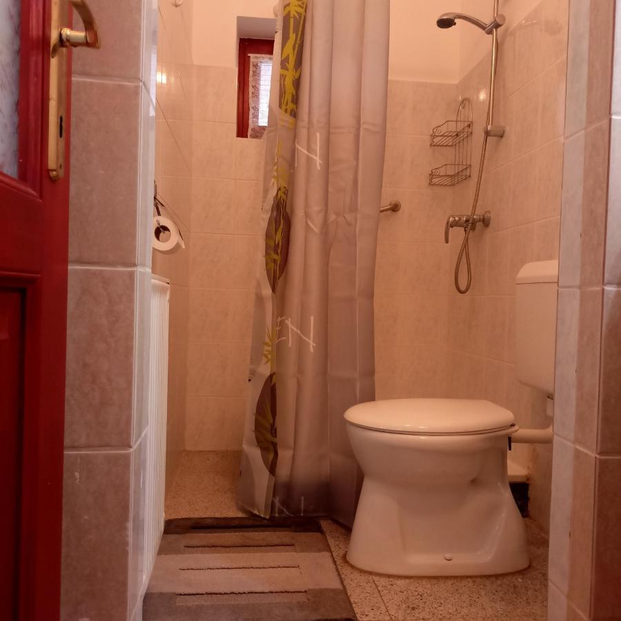 Livia Apartman Bük Esterno foto