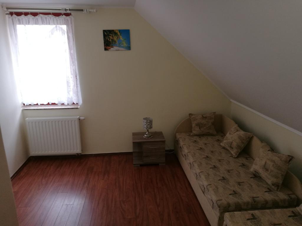 Livia Apartman Bük Esterno foto