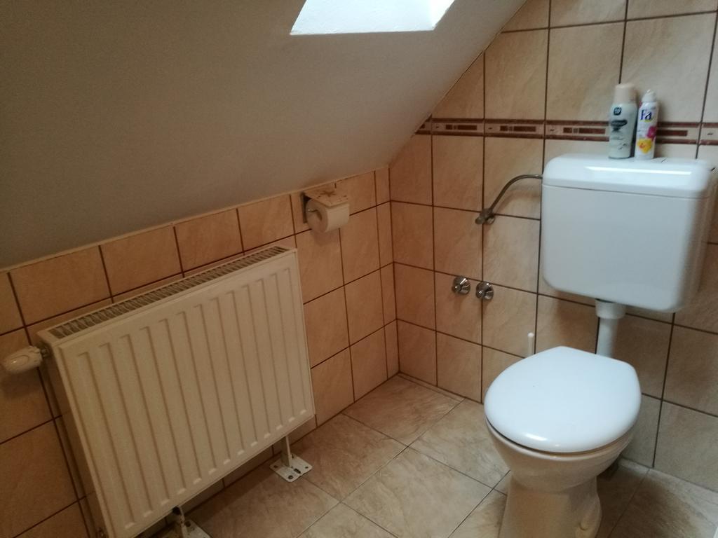 Livia Apartman Bük Esterno foto